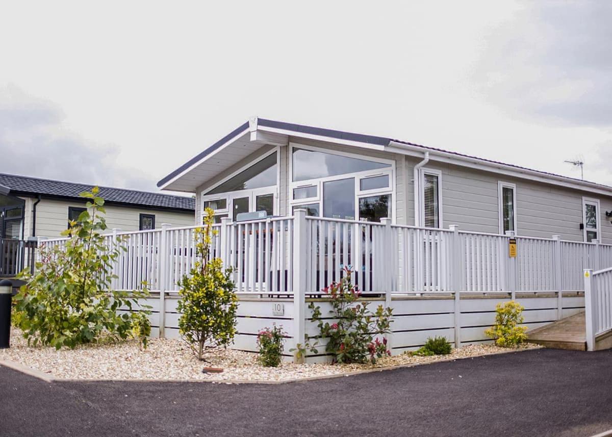 Hornbeam Country Park Hotell Honiton Eksteriør bilde